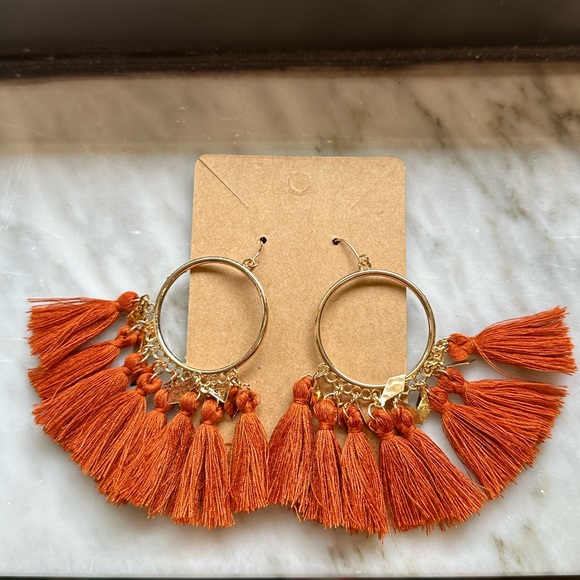Boho Scalloped Fringe Earrings Hoops - Picture 1 of 2